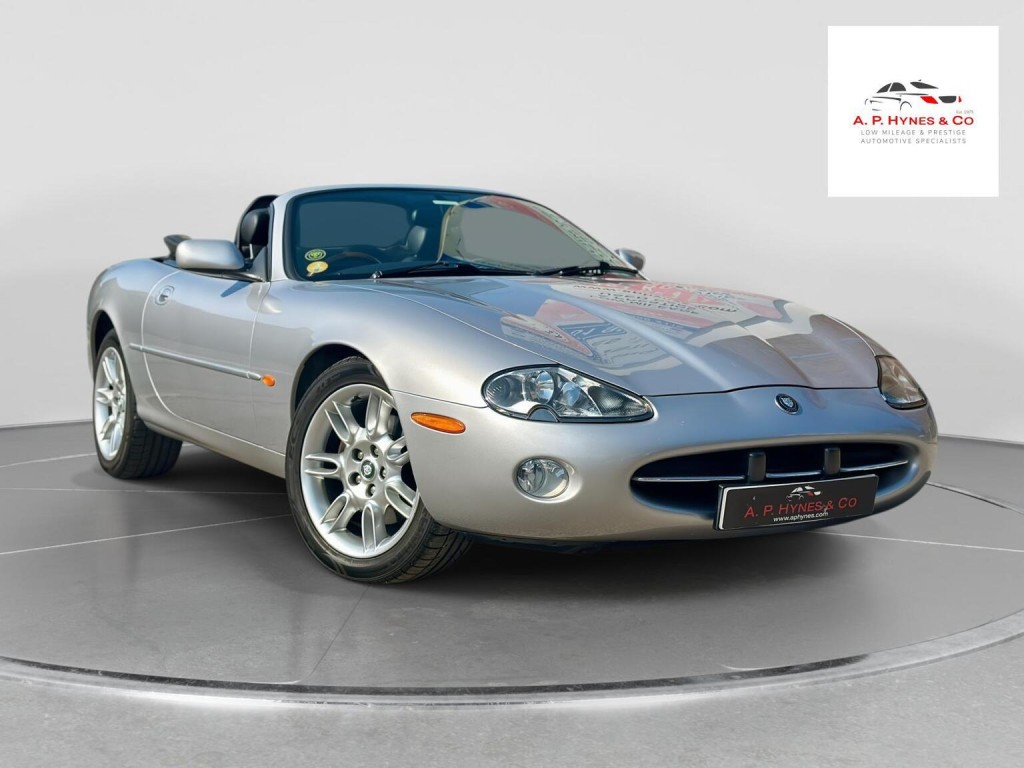 2001 Jaguar Xk8